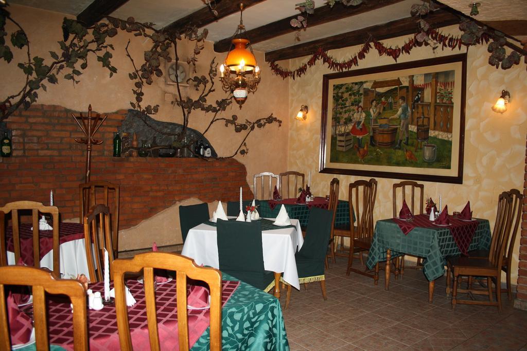 Fkoka Bed & Breakfast Berehove  Luaran gambar
